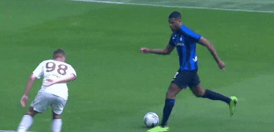 1665919108924063857.gif int sal 8.gif